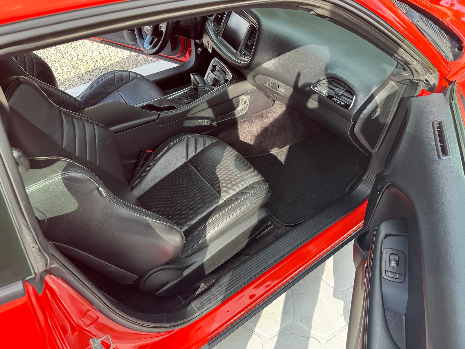 Dodge Challanger SRT Hellcat 2016r.