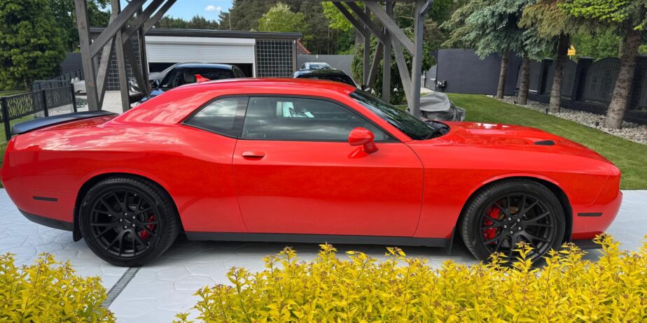 Dodge Challanger SRT Hellcat 2016r.
