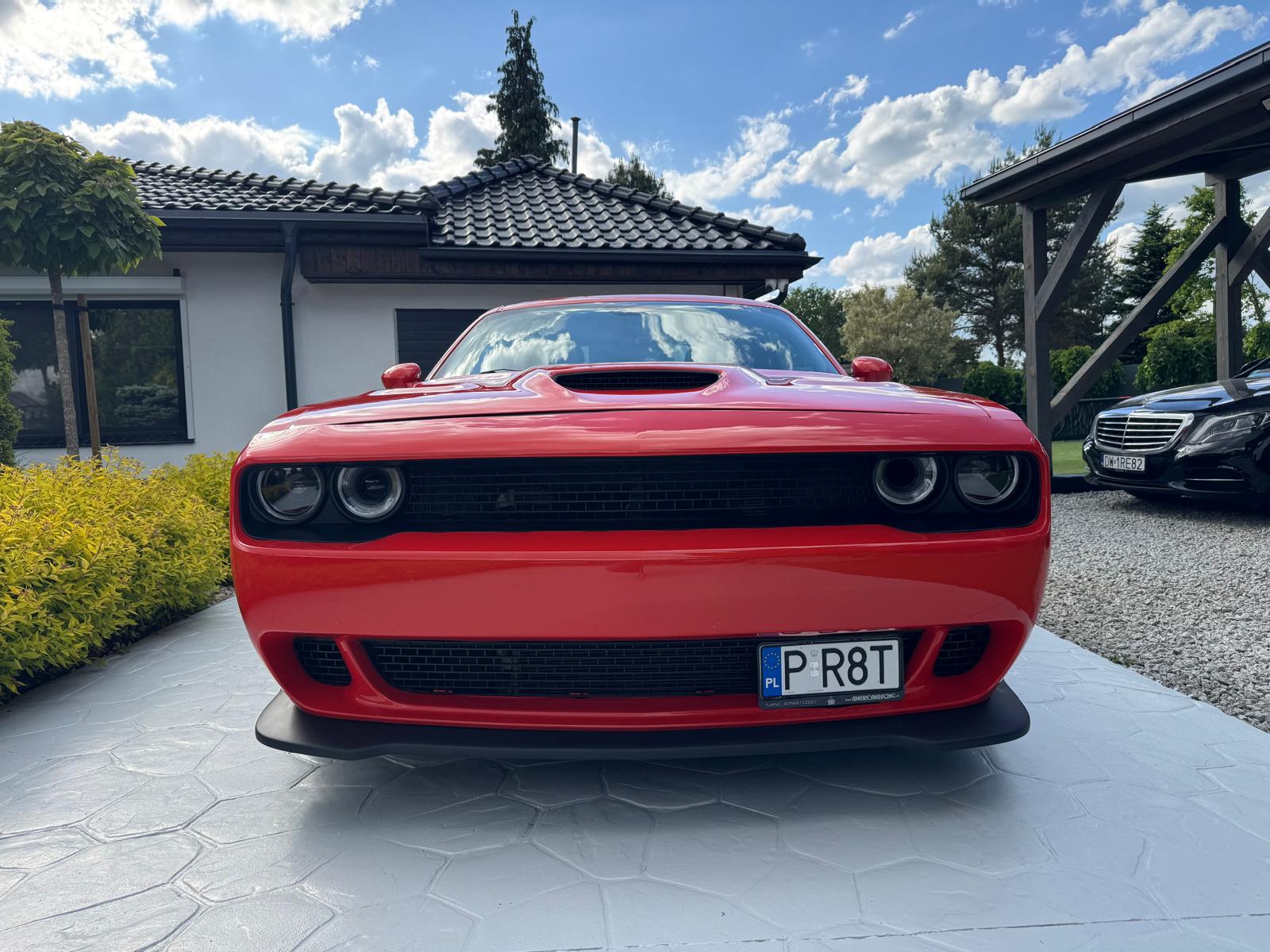 Dodge Challanger SRT Hellcat 2016r.