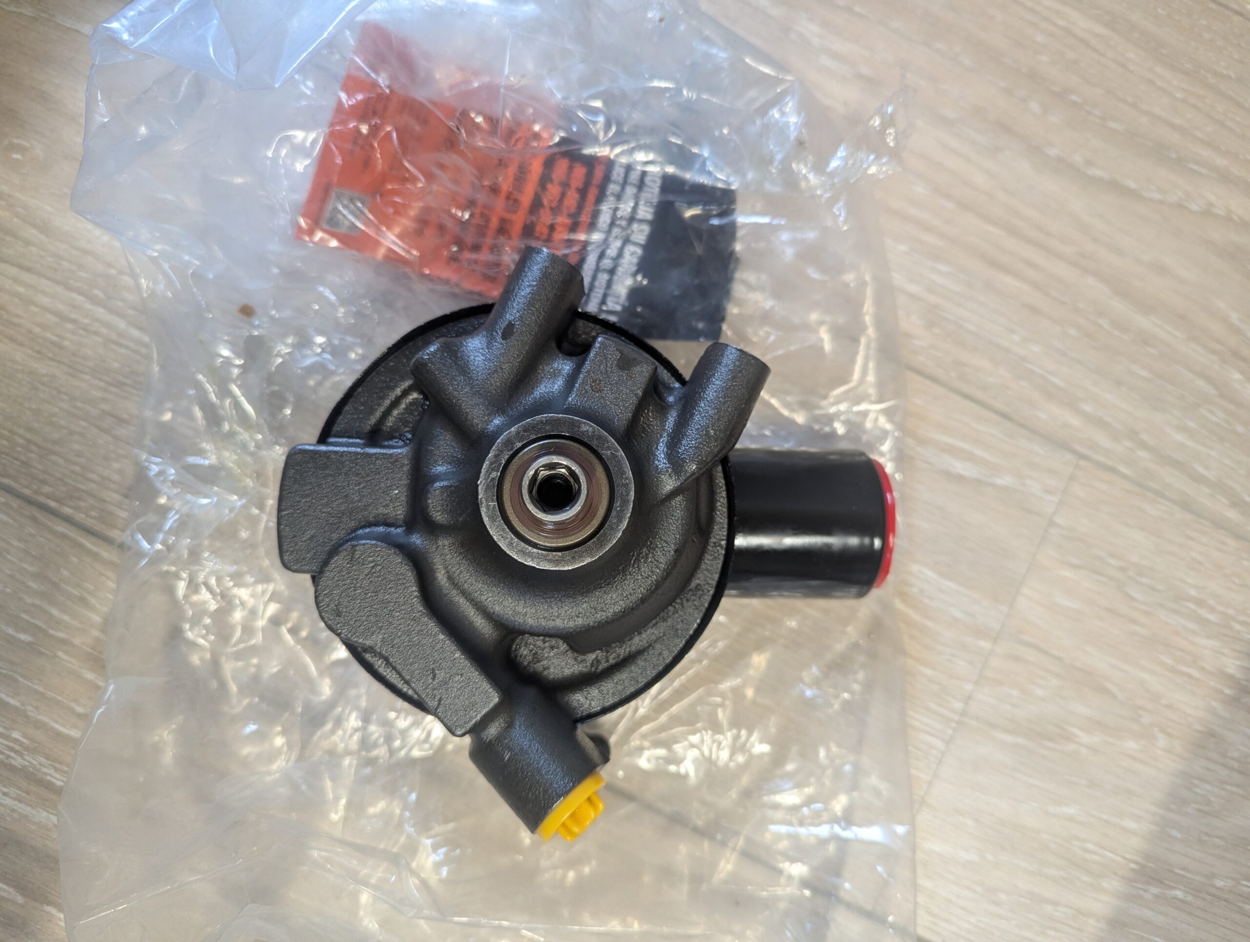 Pompa wspomagania – Dodge Charger ’72